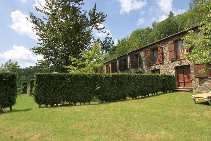 Apartamentos Rurales Les Barnedes Molló Exterior foto